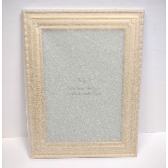 Vintage Gold Toned Polished Photo Frame for 5x7" Beaded Edge Easel Back NIB - Picture 5 of 8